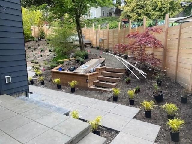 seattle commercial landscaping